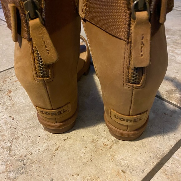 Sorel Size 10 Sandals - Brand New - Picture 3 of 6